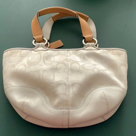 Coach Monogram White and Tan Handbag No A05Q-1853 - Picture 2 of 6